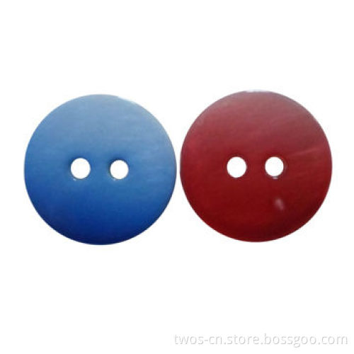 River shell button